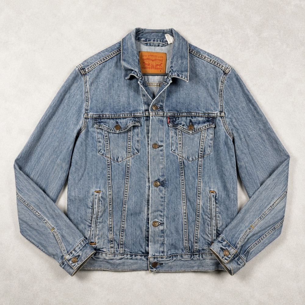 Levi's Denim Trucker Jacket Size Medium Blue Jean Coat Cotton 72334-0146 Mexico